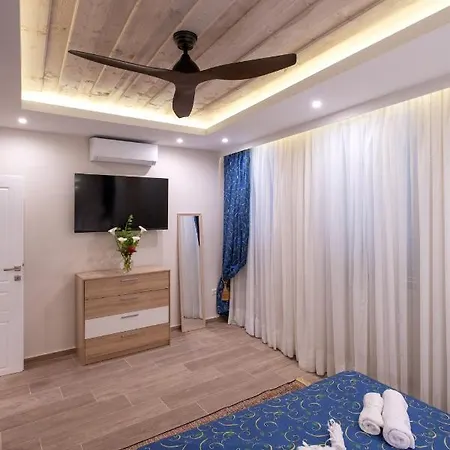 Taylor'S Apartment Corfu  Buitenkant foto