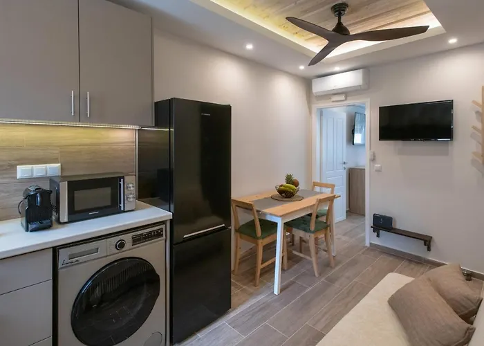 Taylor\'S Apartment